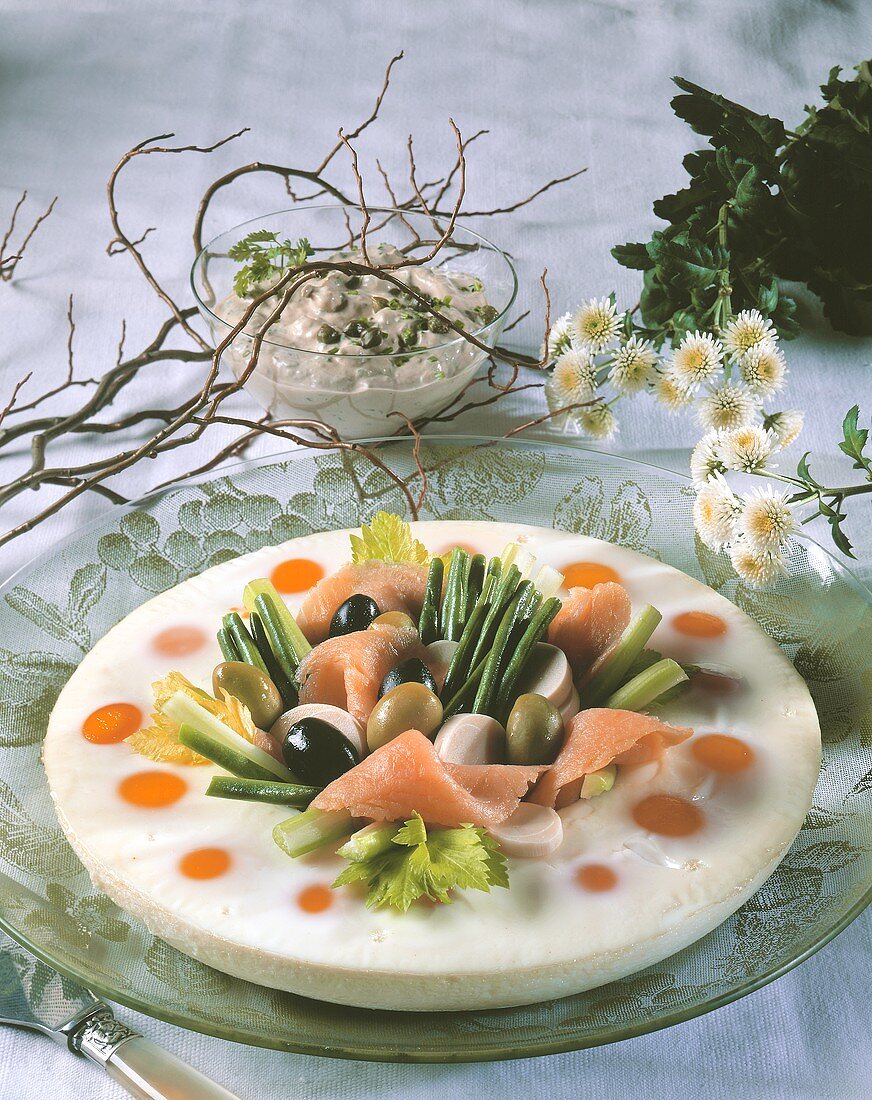 Egg wreath with salmon and vegetables 