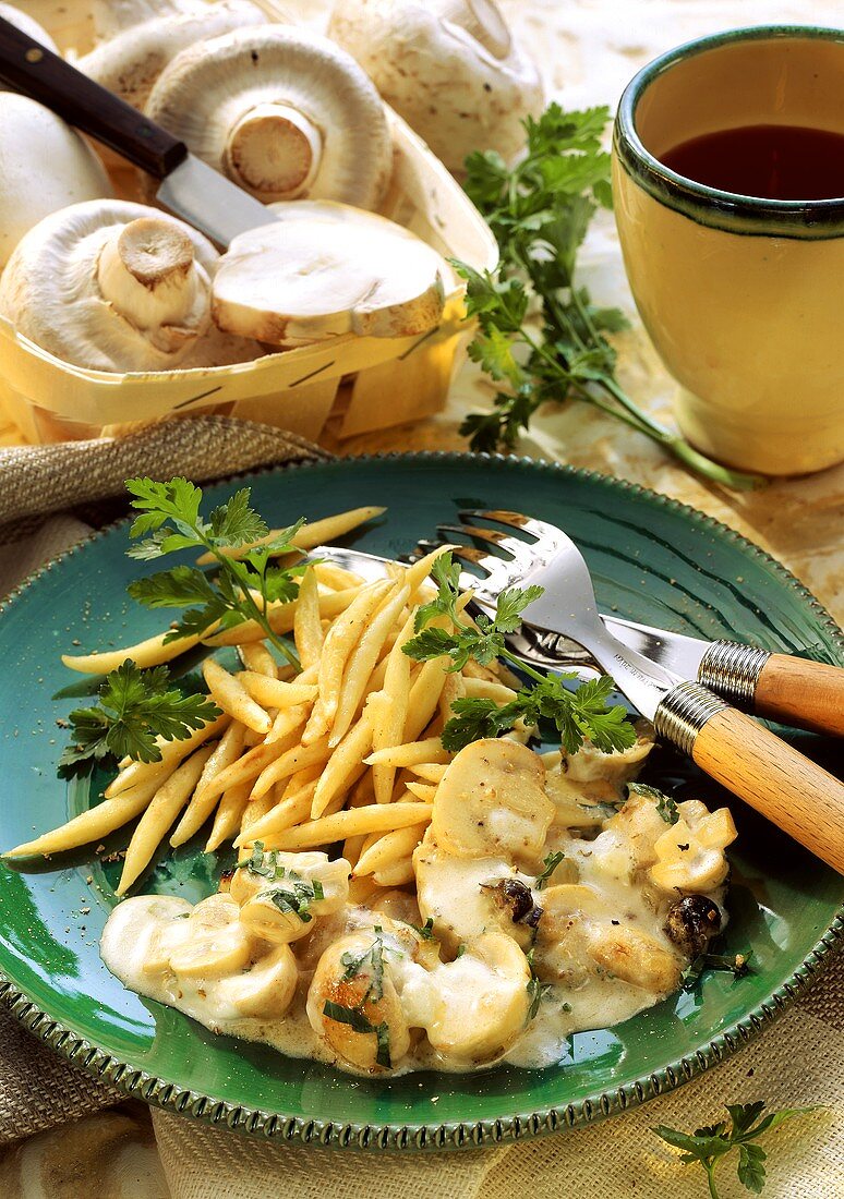 Potato noodles with mushroom ragout and cream sauce