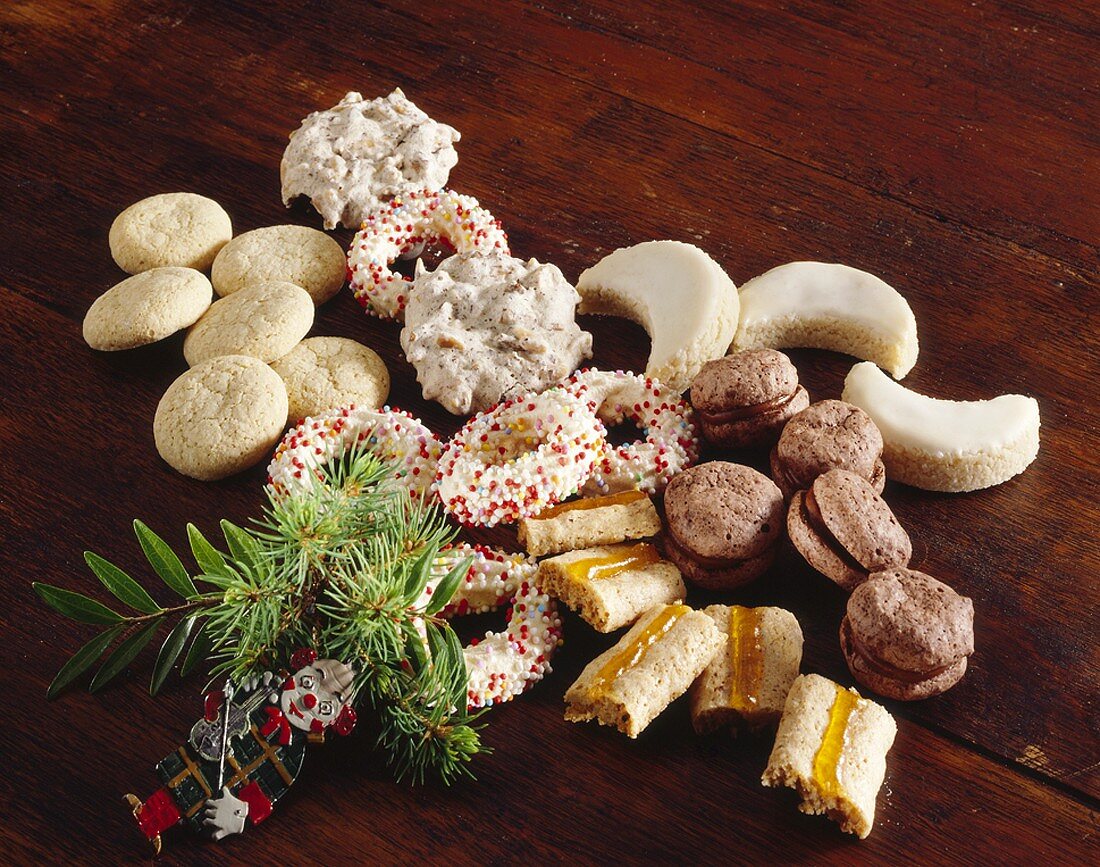 Various Christmas biscuits