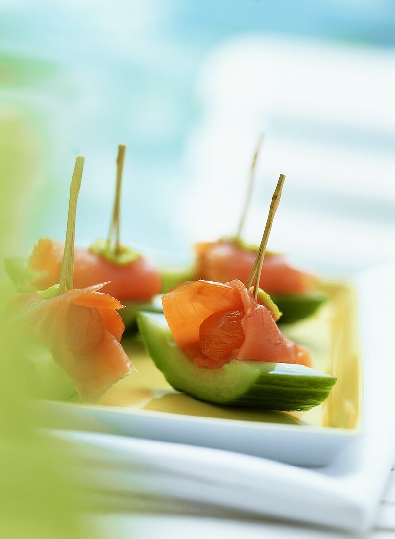 Cucumber snacks with smoked salmon and preserved ginger