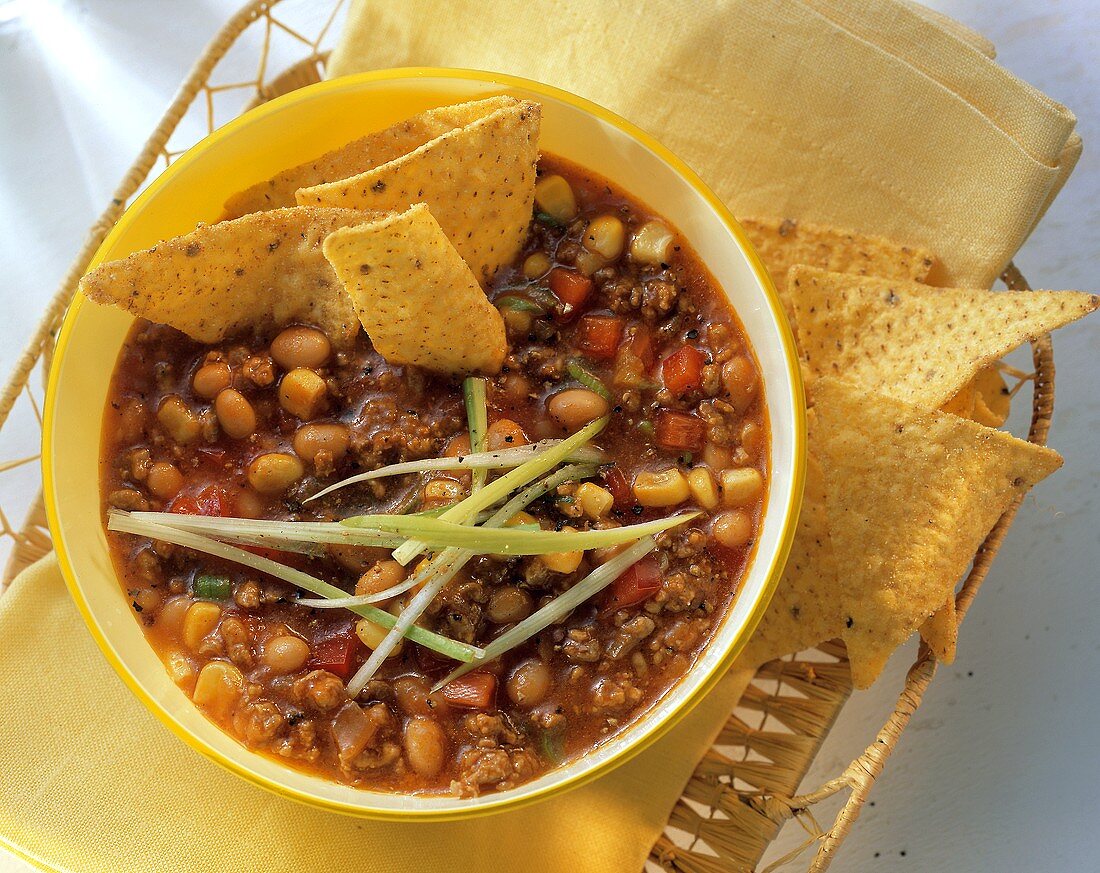 Chili con Carne mit Nachos