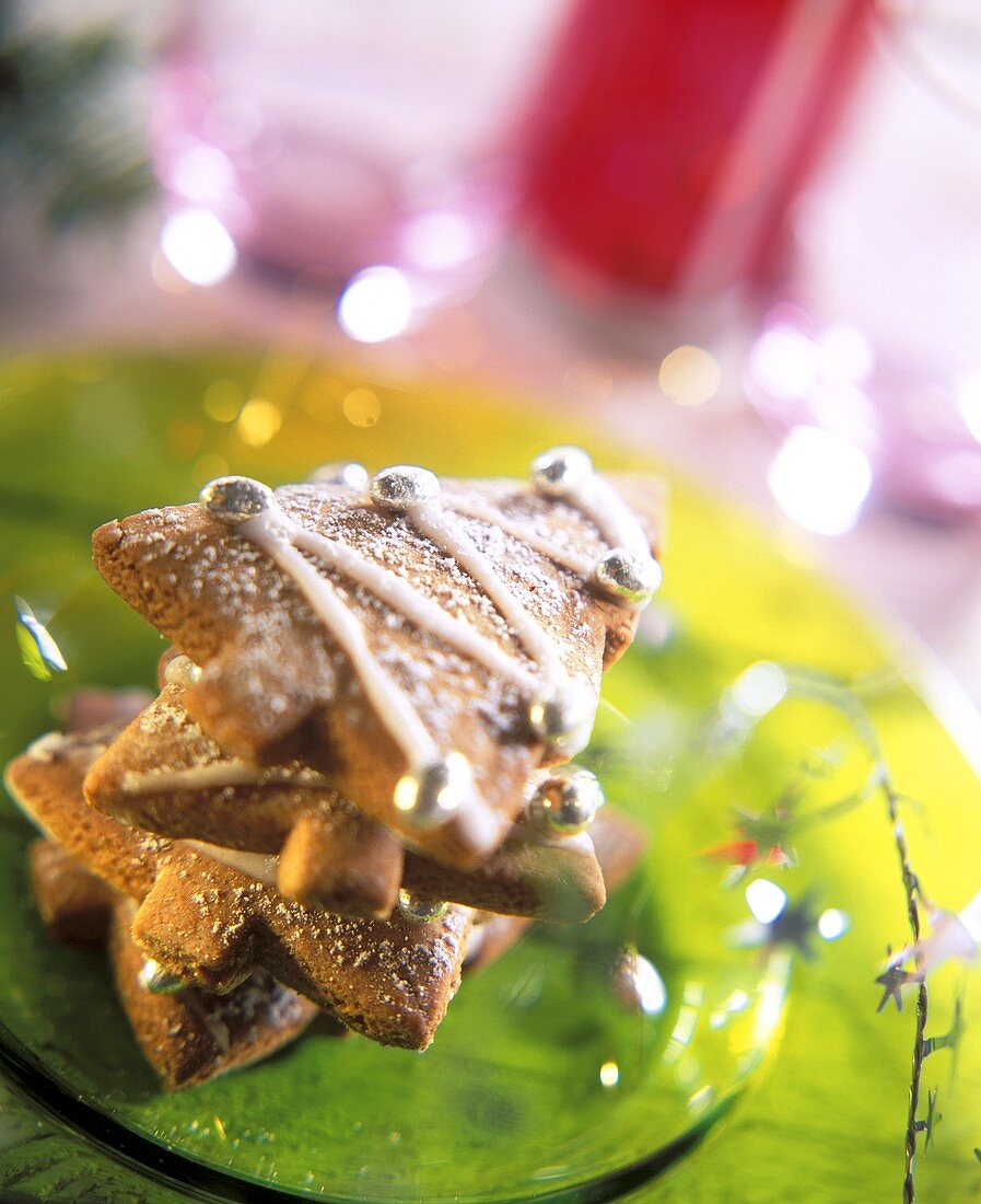 Plätzchen in Weihnachtsbaumform