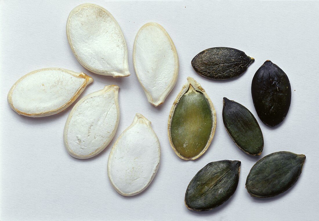 Pumpkin seeds, shelled and unshelled