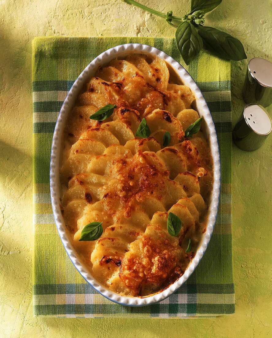 Gratin dauphinois (potato gratin)