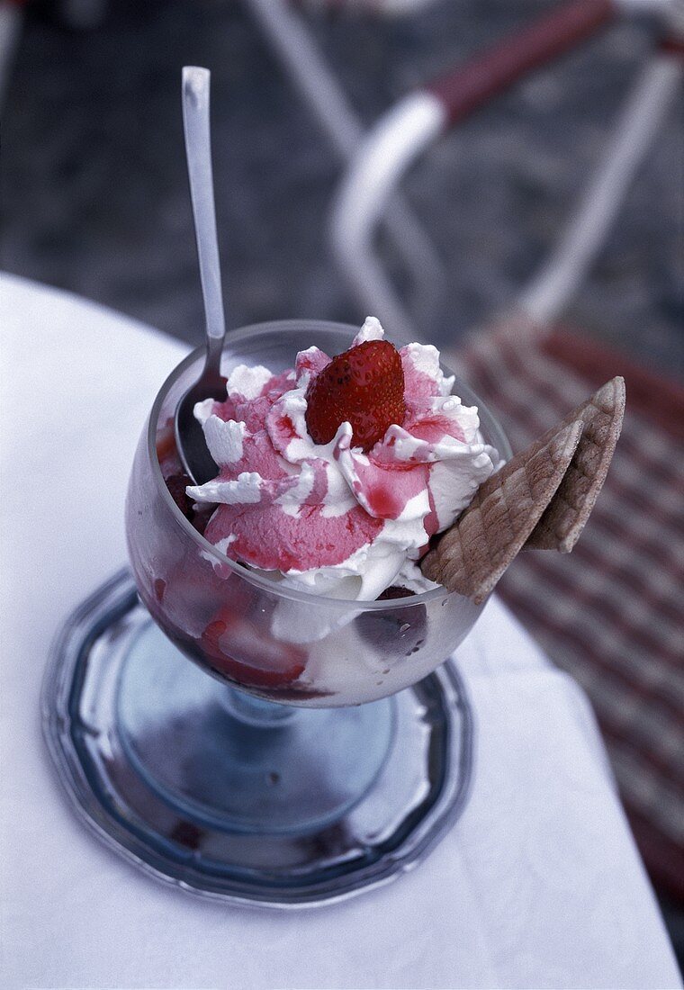 Coppa gelato (sundae with Marsala, cream, berries & wafers)