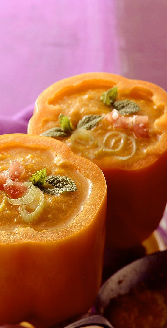 Gazpacho in hollowed-out pepper