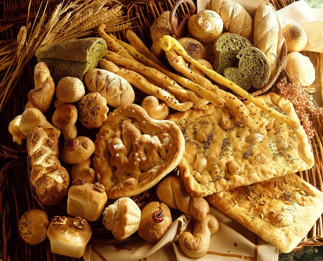 Still life with various spicy bread specialities