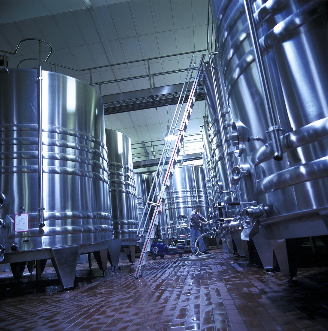 Steel Wine Storage Tanks