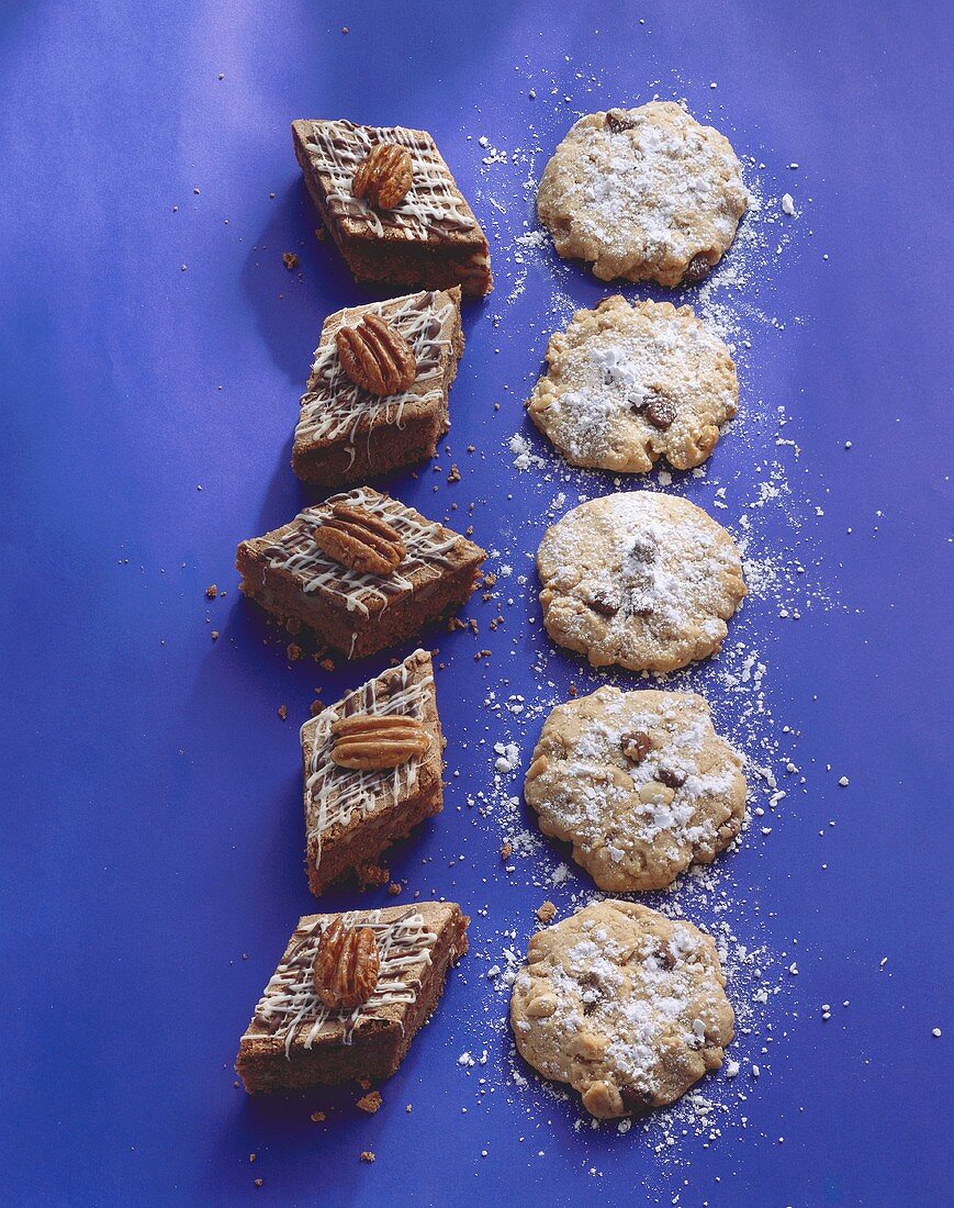 Erdnuss-Cookies und Pecannus-Brownies