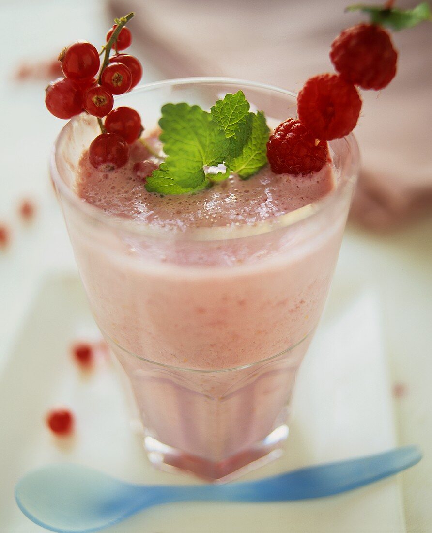 Sojadrink-Beeren-Drink