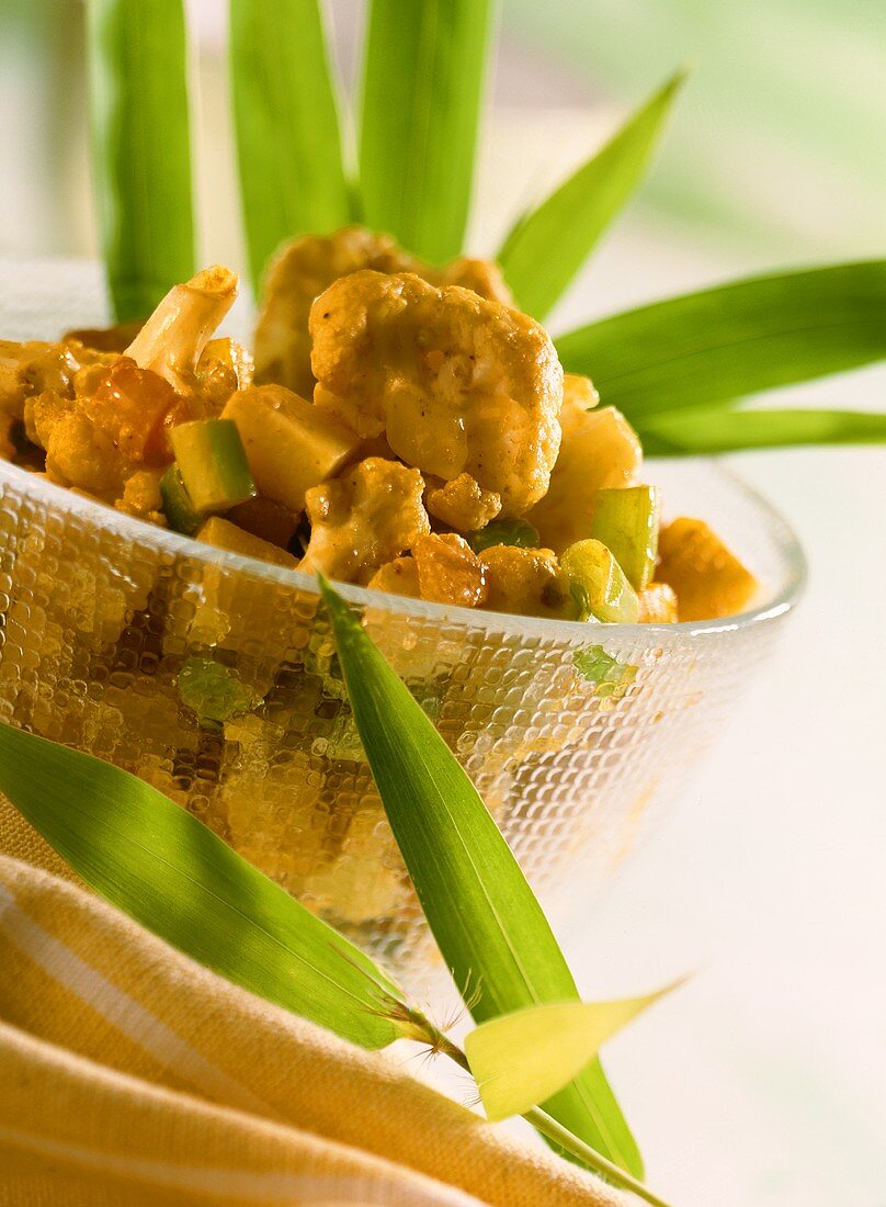 Vegetable curry with cauliflower and potatoes