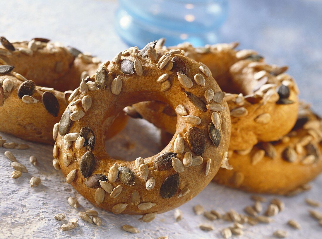 Bread rings with pumpkin and sunflower seeds