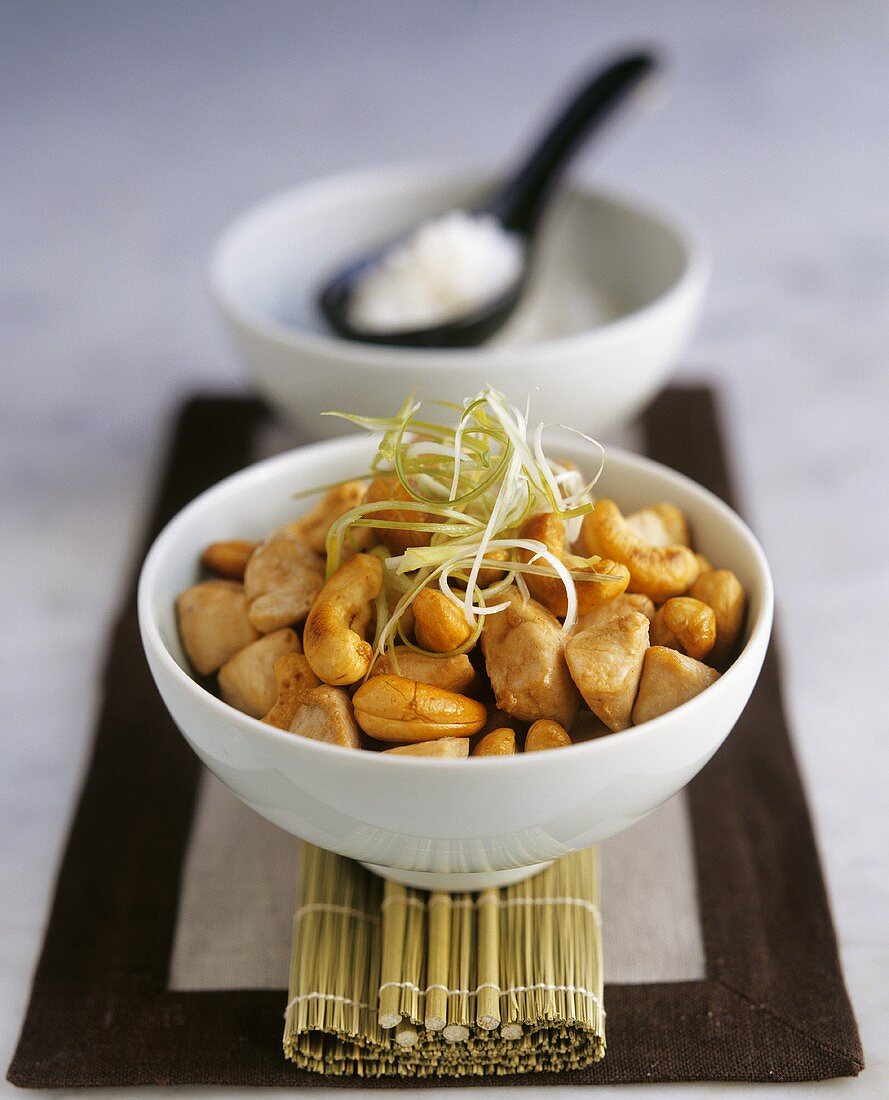Asian cashew and chicken pan, served in bowl