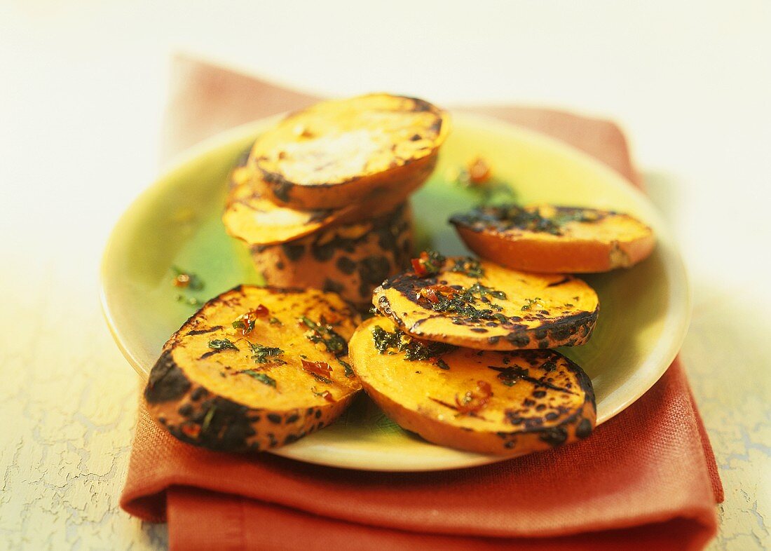 Barbecued sweet potato slices