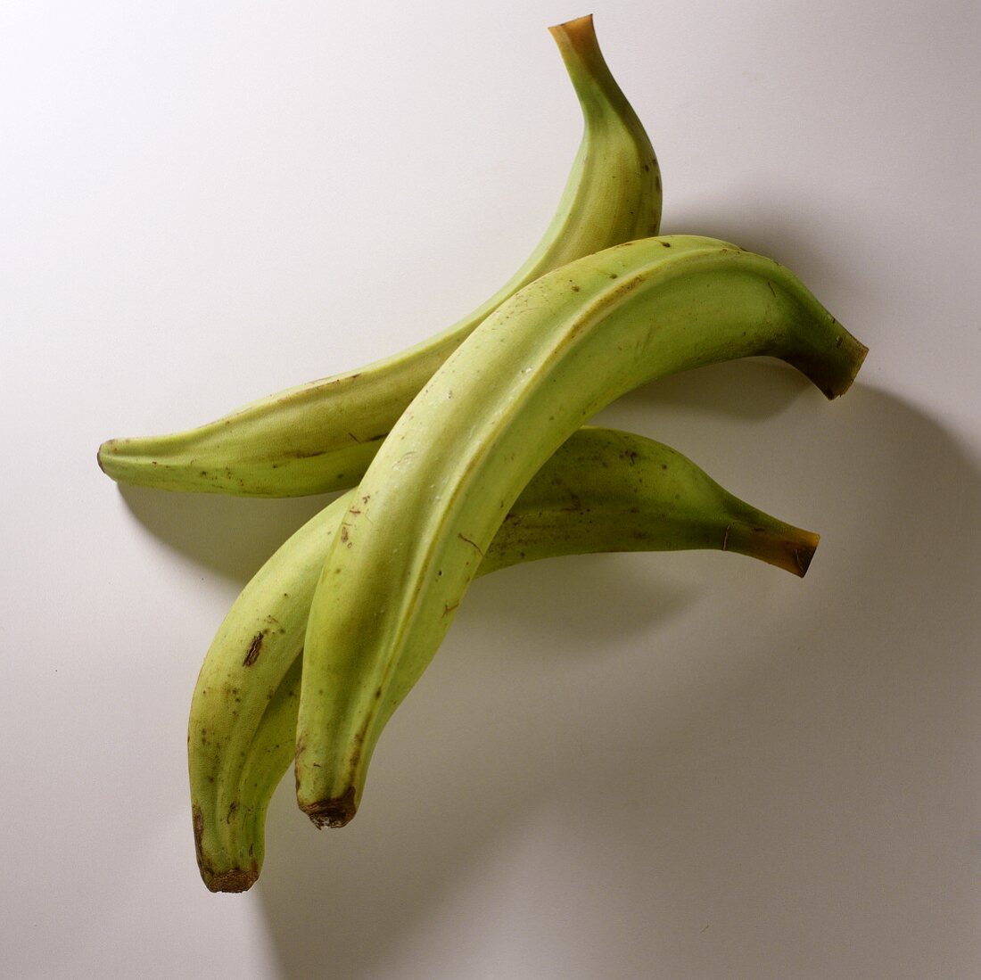 Three plantains (cooking bananas)