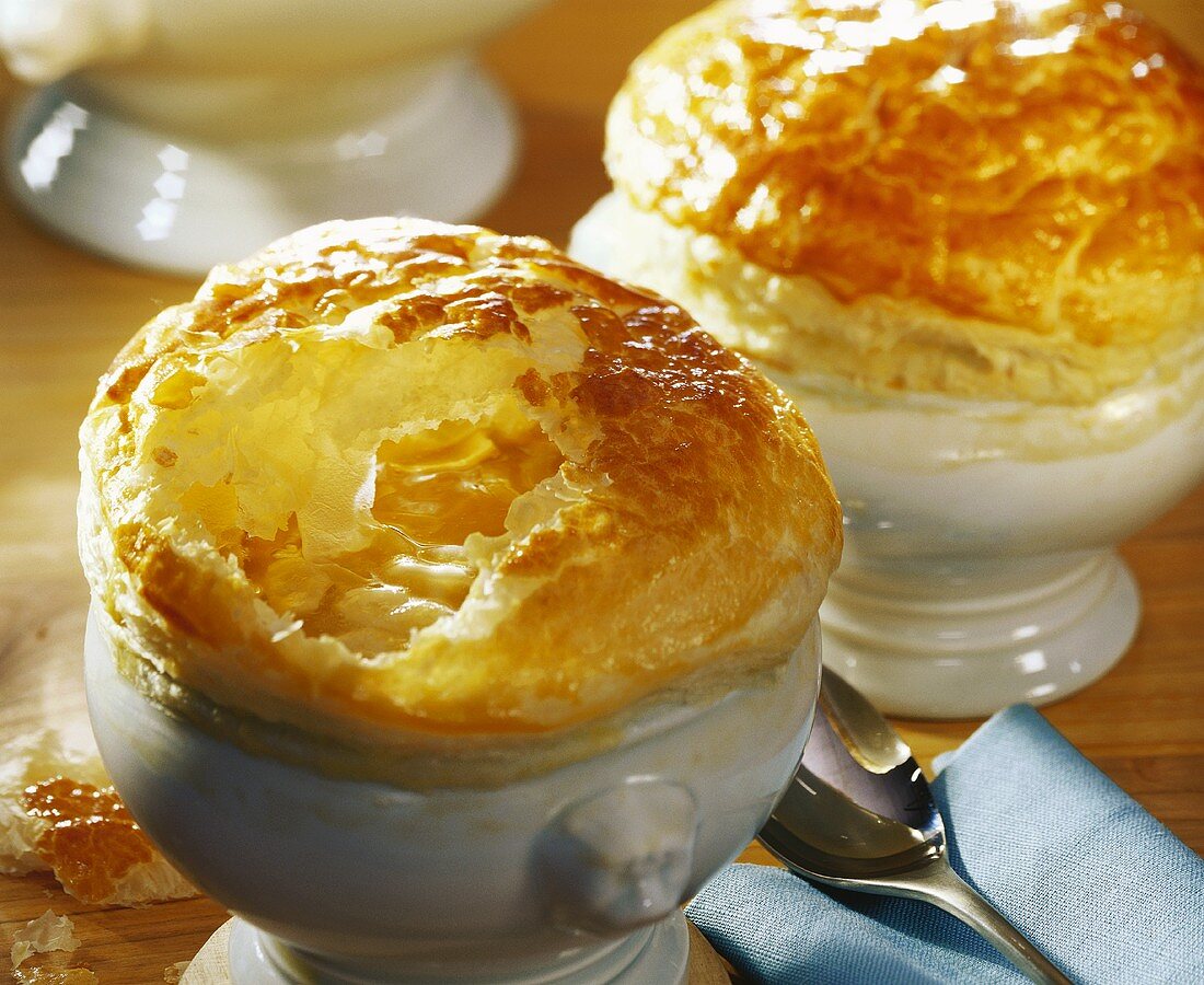 Onion soup with puff pastry topping