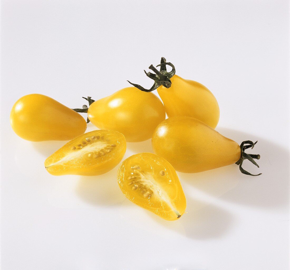 Yellow pear-shaped cocktail tomatoes