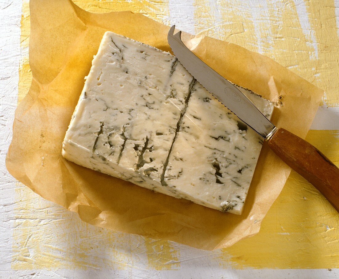 Gorgonzola with cheese knife