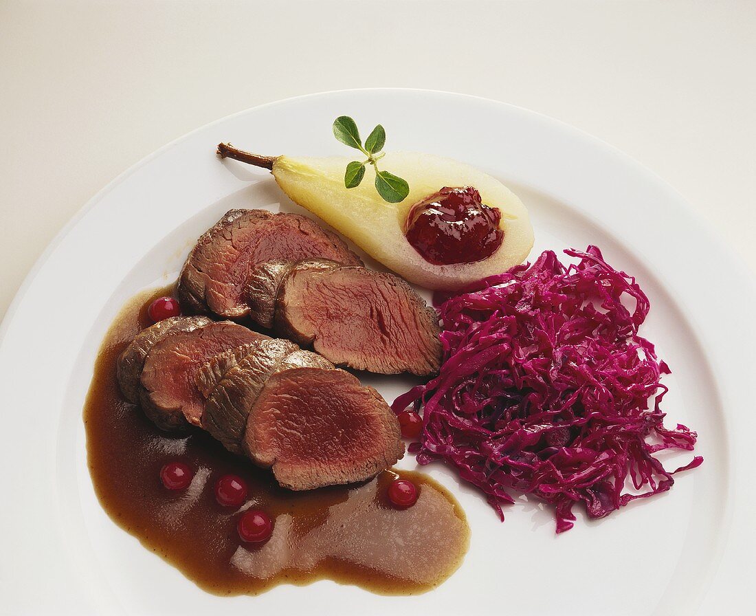 Venison fillet with red cabbage and pear