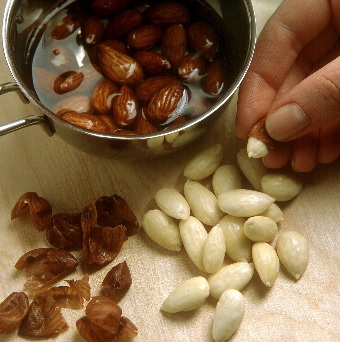Blanching almonds