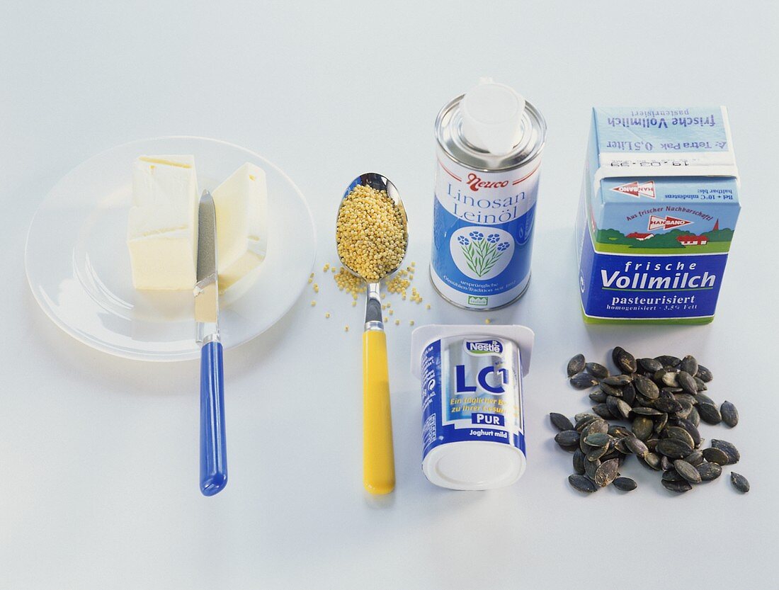 Base-formers: dairy products, millet,linseed oil &pumpkin seeds