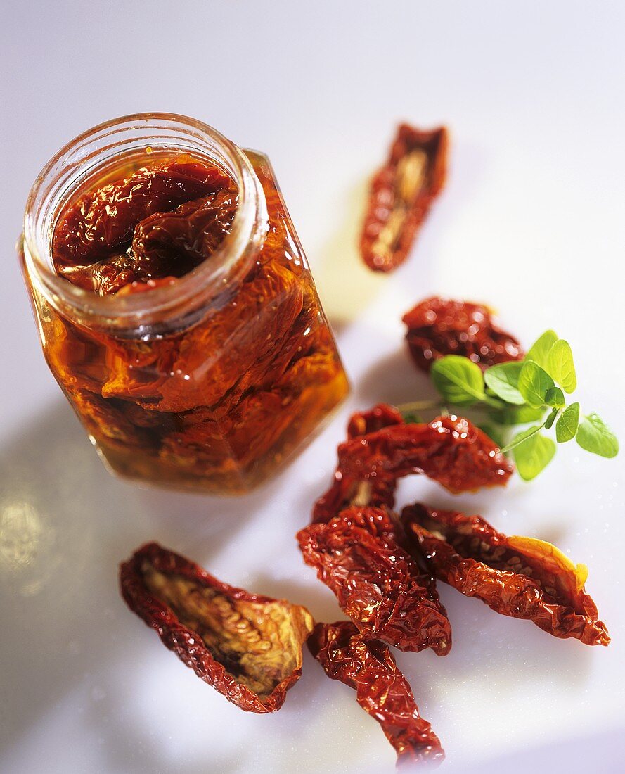 Bottled dried tomatoes