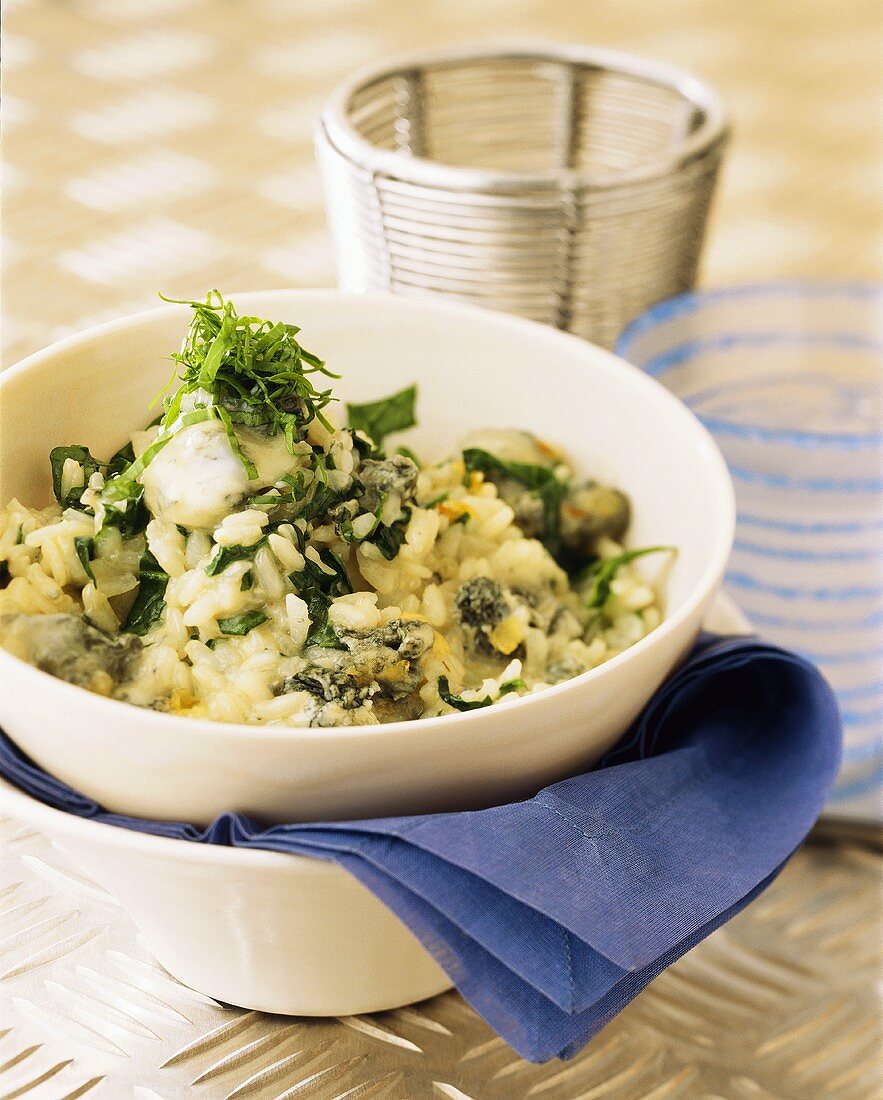 Spinach risotto with blue cheese