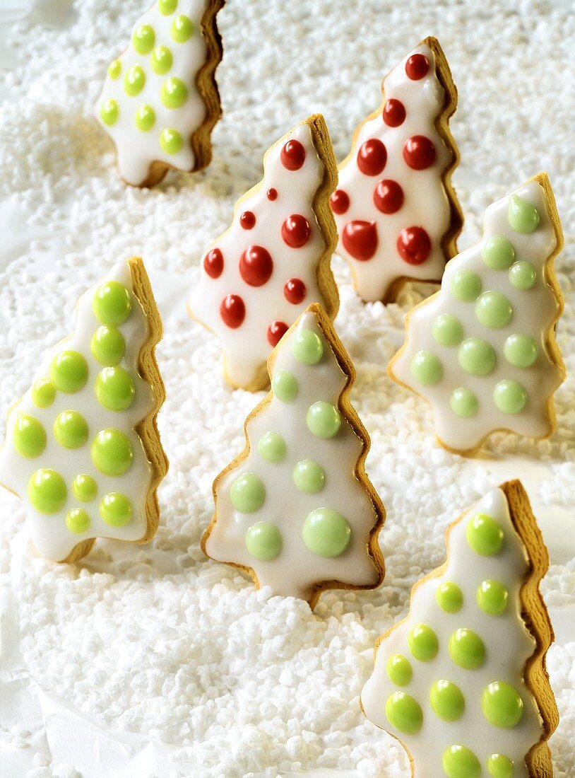 Fir tree biscuits