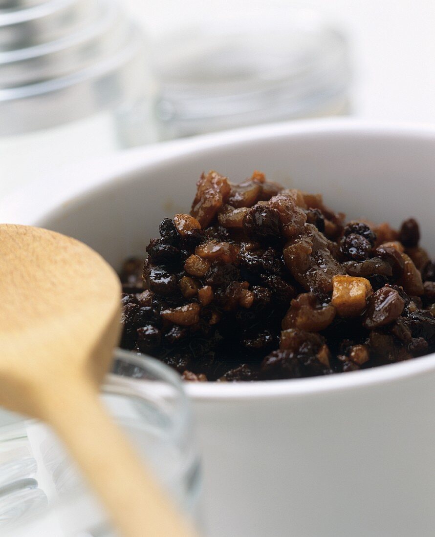 Mincemeat (spiced dried fruit mixture)