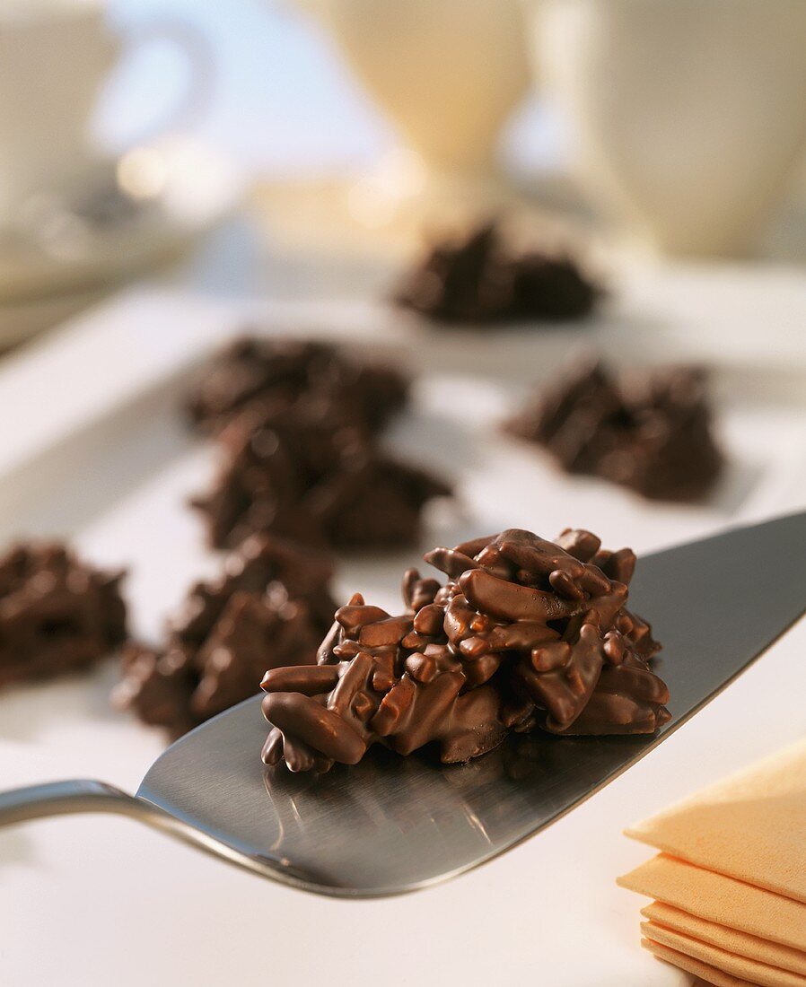 Almond clusters in bitter chocolate