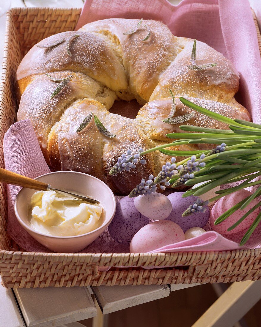 Vanilla yeast ring with rosemary for Easter