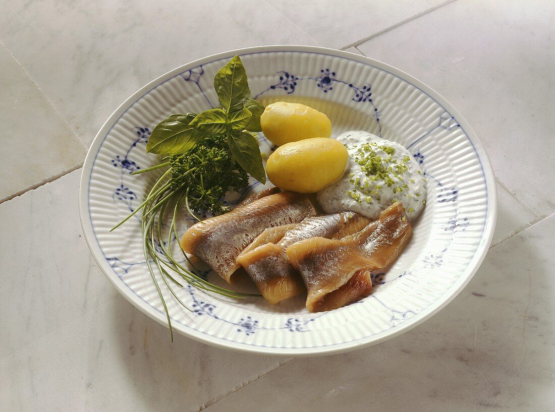 Herring in Sour Cream with Potatoes and Cream Cheese