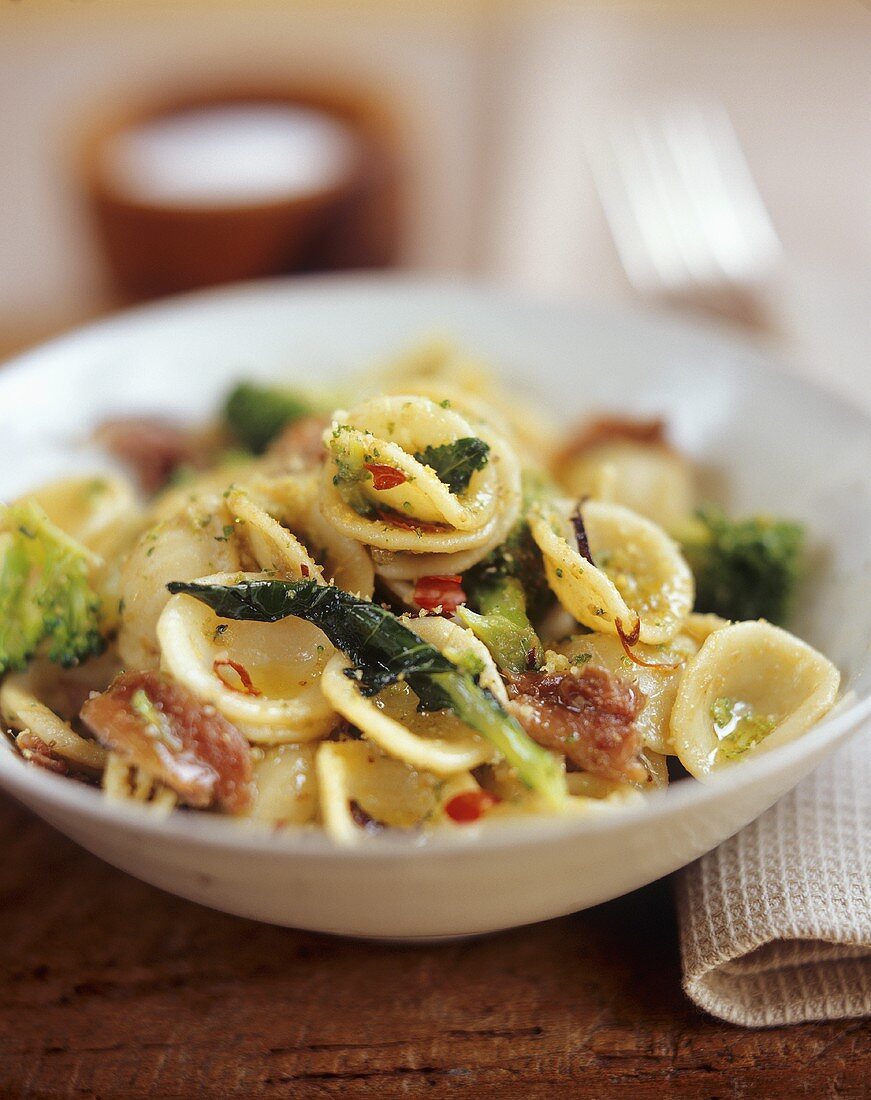 Orecchiette alla pugliese (Orecchiette mit Brokkoli)