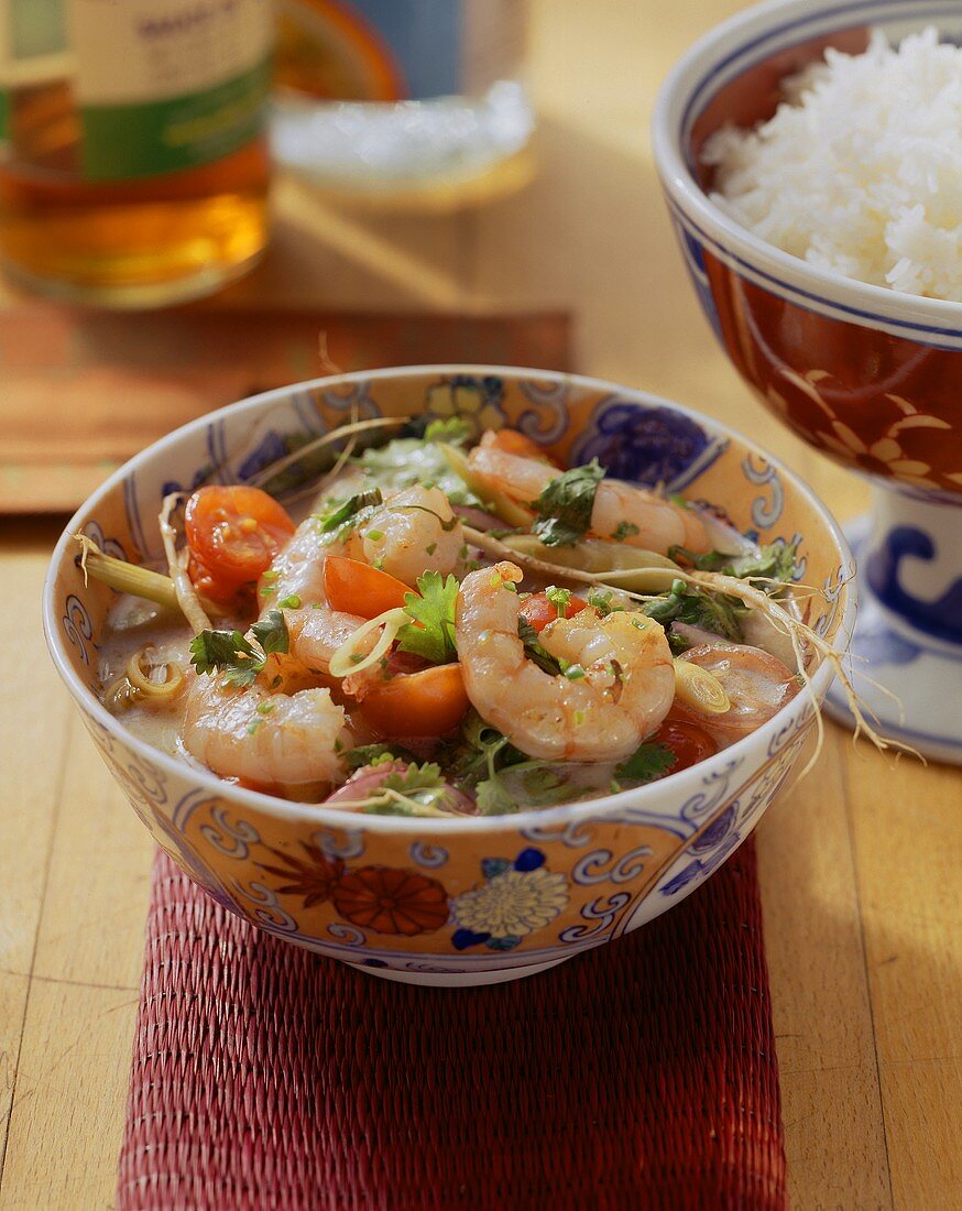 Shrimps in spicy coconut milk sauce & a bowl of fragrant rice