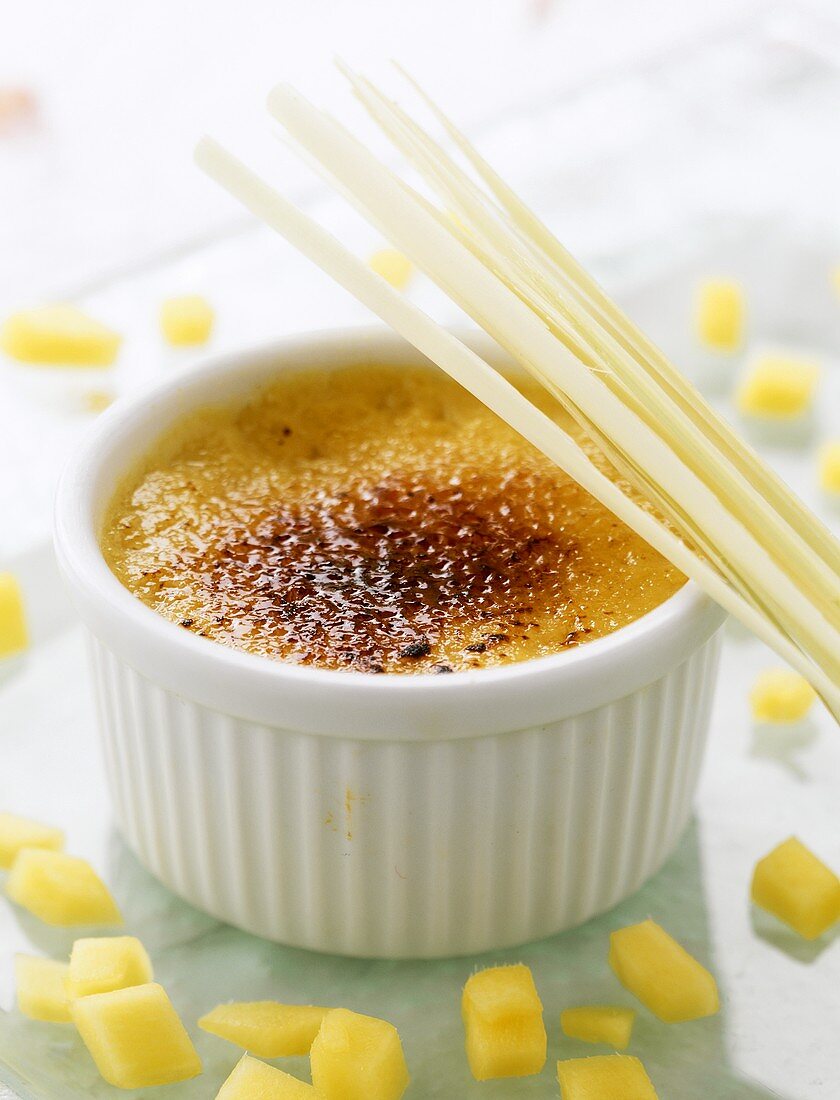 Crème brulee with lemon grass