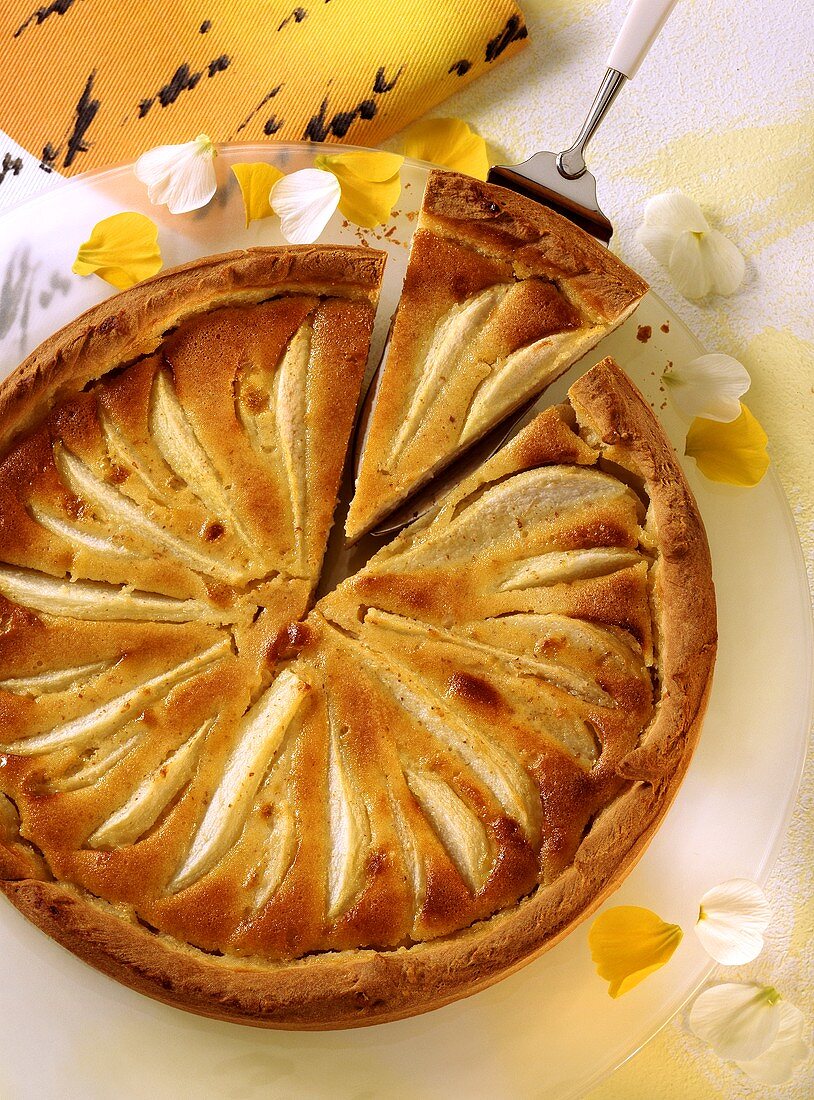 Versunkener Birnenkuchen mit Mandelguss