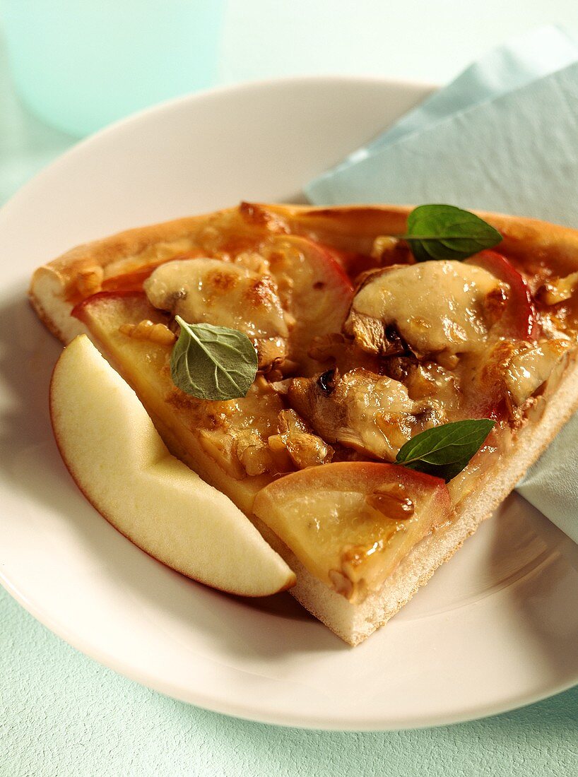 Apple pizza (savoury apple cake with mushrooms and nuts)