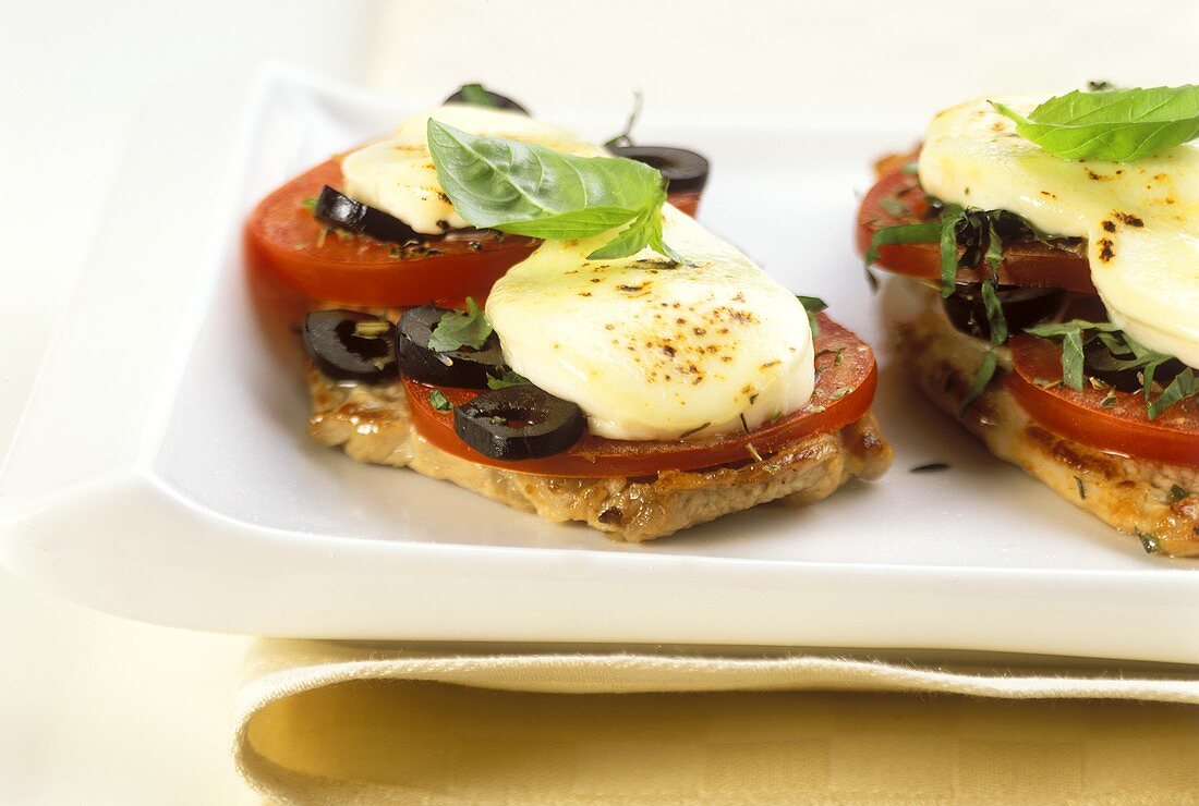 Scaloppina alla caprese (Schnitzel mit Tomate & Mozzarella)