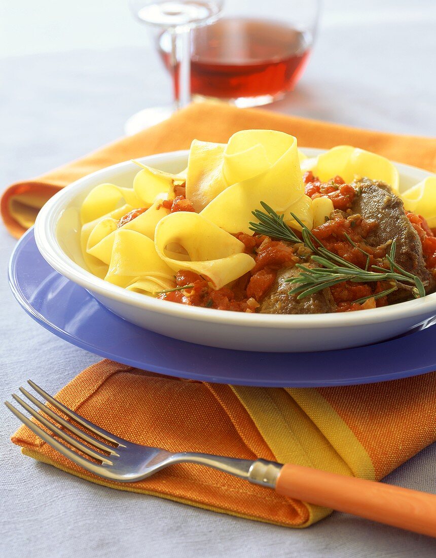 Pappardelle ai fegatelli (Pasta with tomatoes & turkey liver)