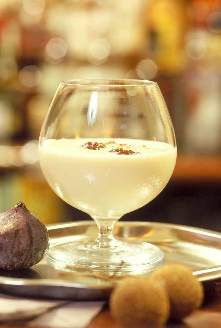 Creamy "Don Pedro" cocktail