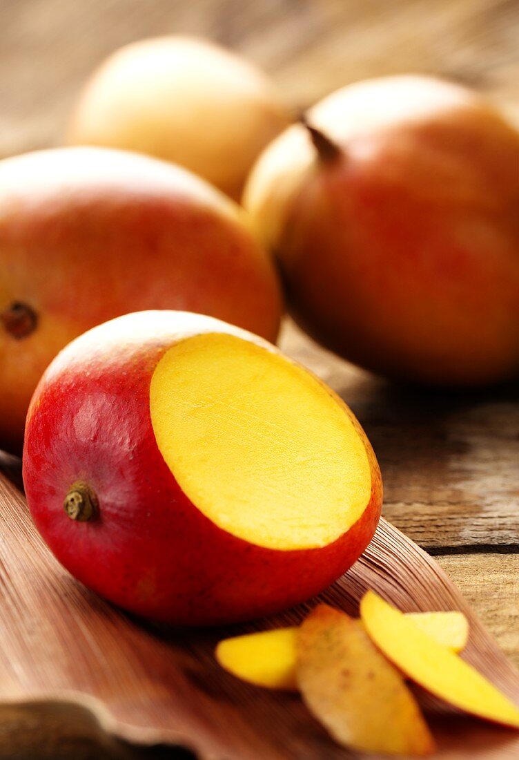 Angeschnittene Mango