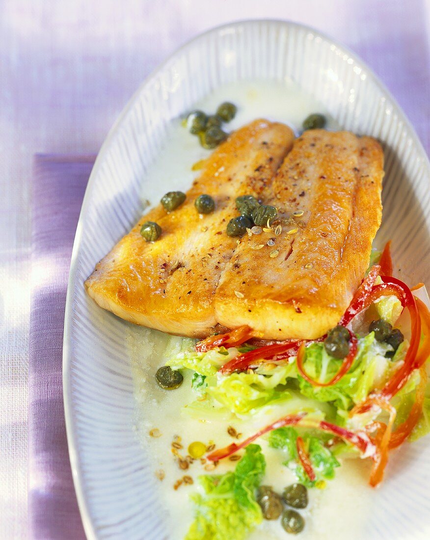 Salmon fillet with spicy Chinese cabbage