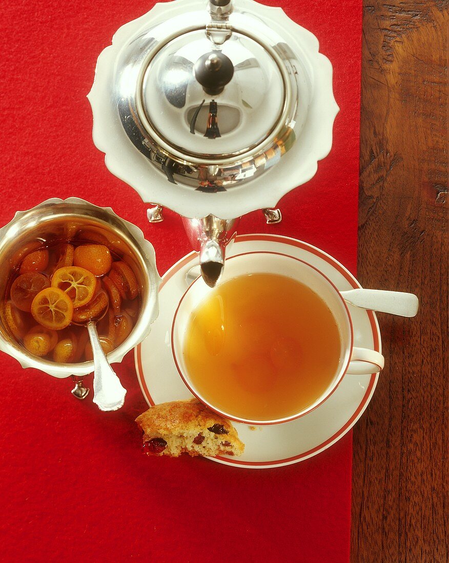 Earl-Grey-Tee mit Kumquatsirup