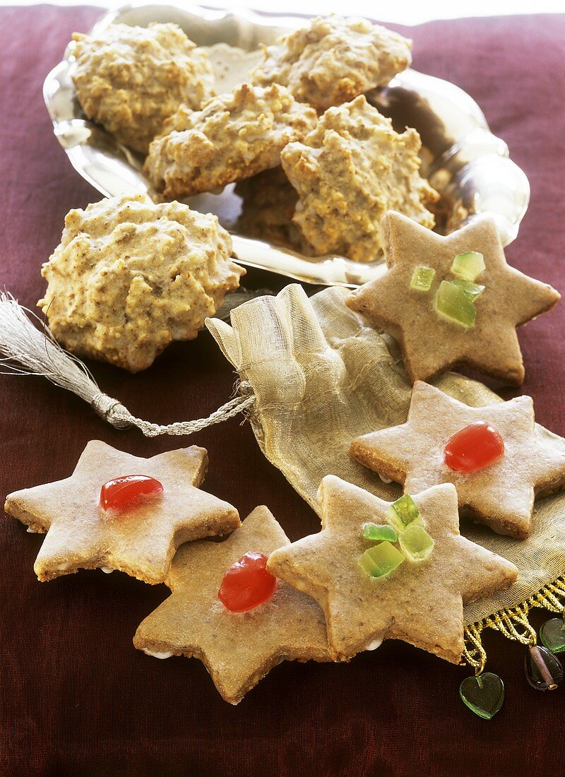 Spiced stars and quick gingerbread