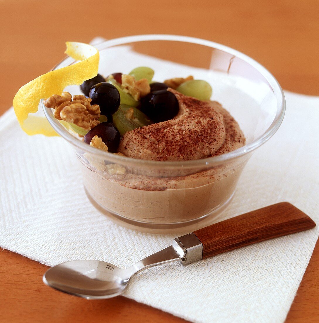 Chestnut mousse with grapes