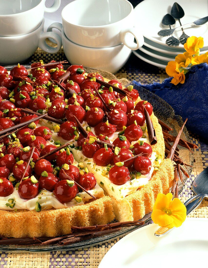 Mascarpone cake with cherries