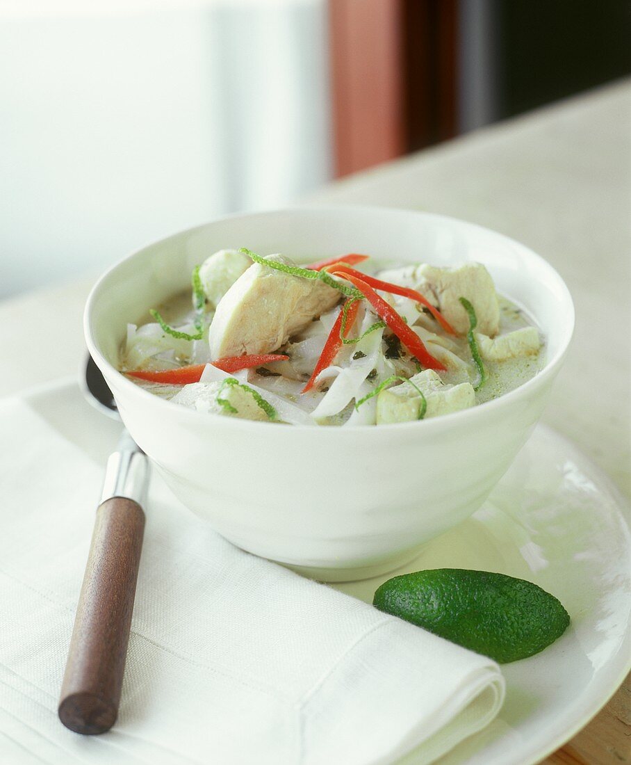 Laksa (glass noodle soup with chicken & coconut milk, Malaysia)