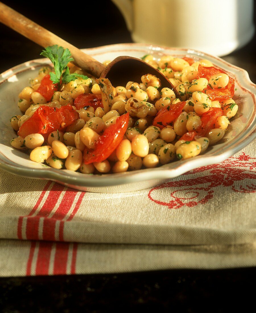 Cannellini beans with grilled tomatoes