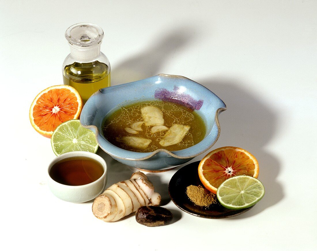 Asiatische Marinade aus Galgant, Limette, Koriander, Orange