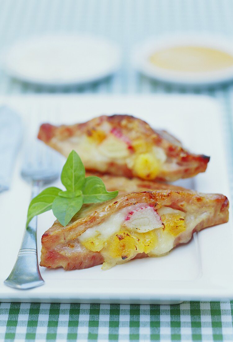 Ham parcel filled with cheese and apricots